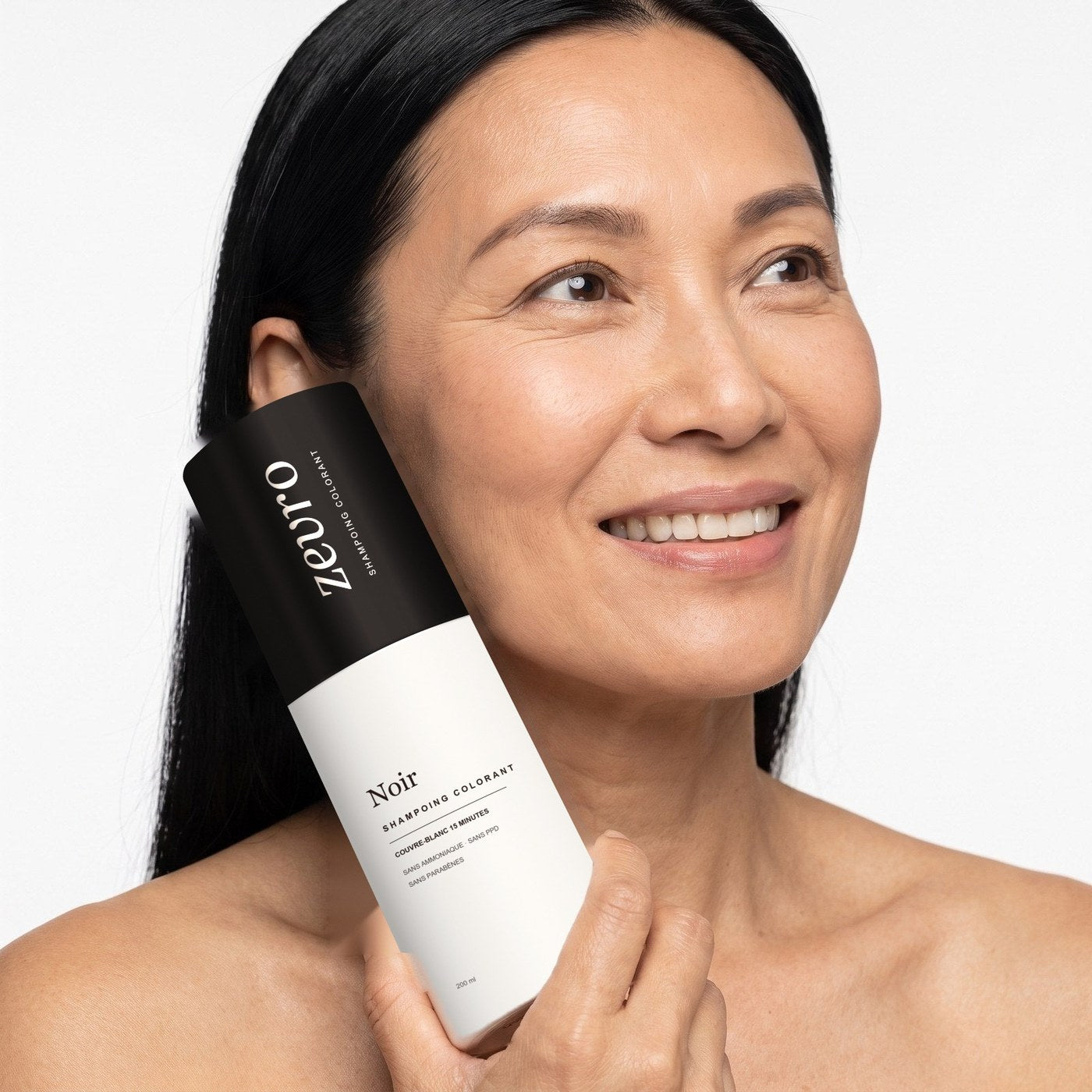 Flacon shampoing colorant teinte Noir